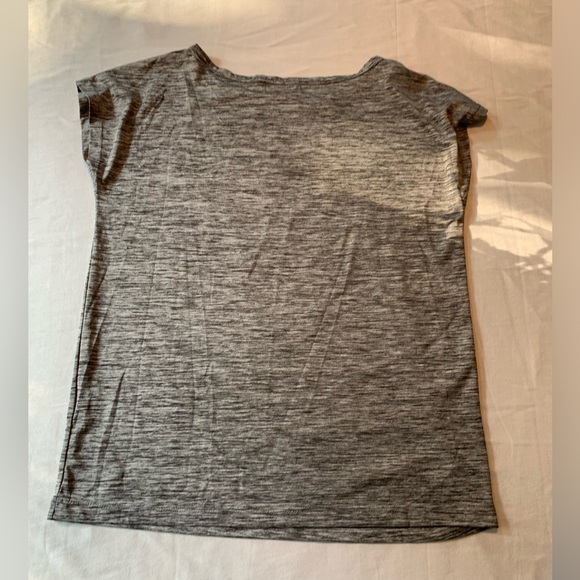 M tee - Picture 2 of 8